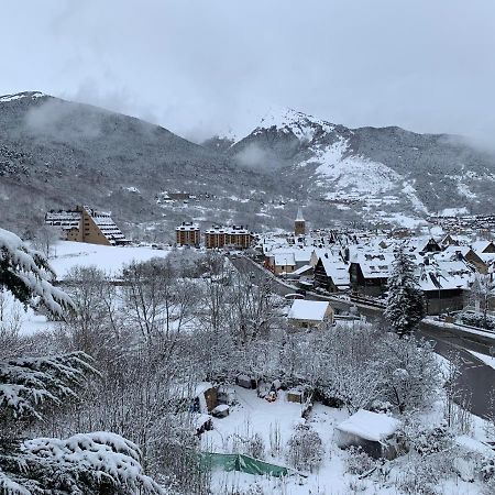 Homenfun Baqueira Beret, Betren-Vielha Esterno foto